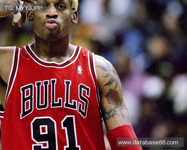 古加绝杀后直接滑跪庆祝